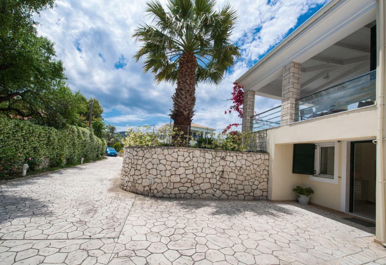 Violet Luxury Villa Kalligoni Exterior photo