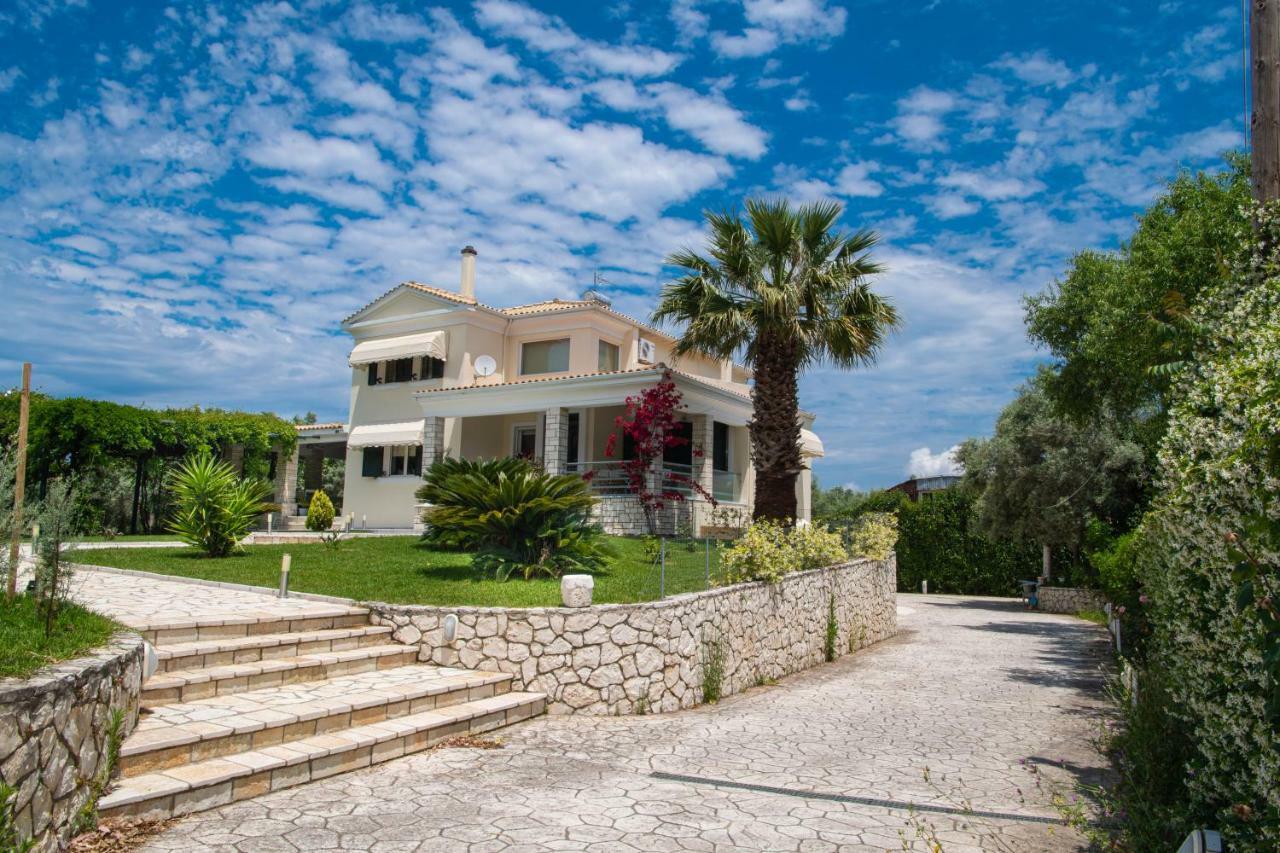 Violet Luxury Villa Kalligoni Exterior photo