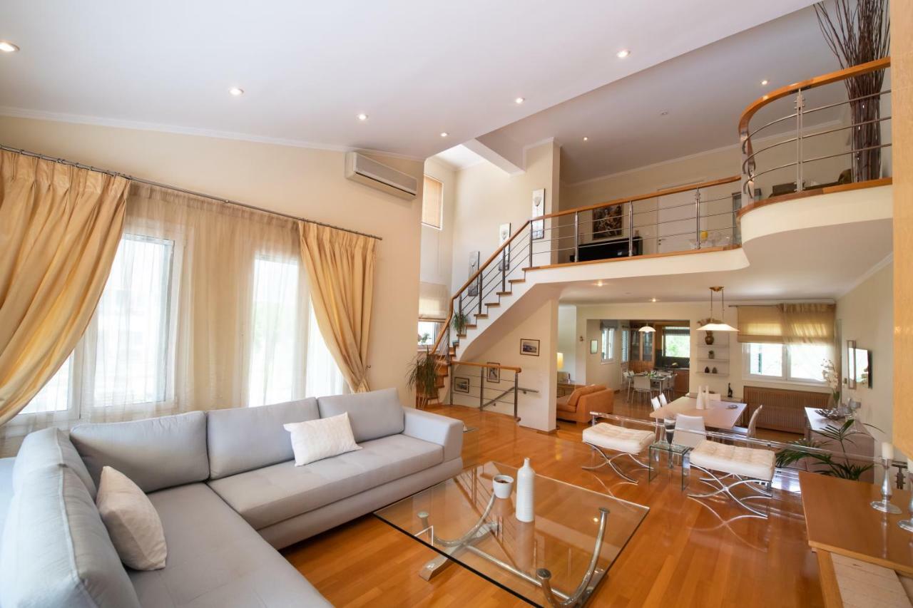 Violet Luxury Villa Kalligoni Exterior photo